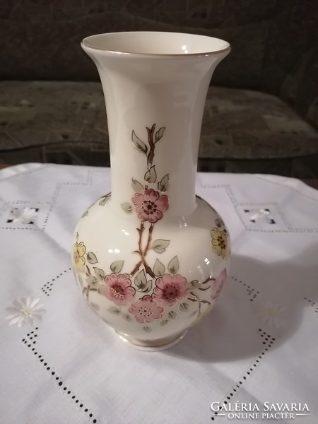 Zsolnay virágmintás gyönyörű váza 27 cm