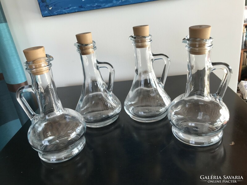 Small glass jug, spout, bottle approx. 0.25 Dl (60)