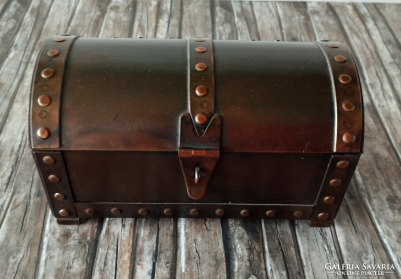 Copper craftsman treasure chest, jewelry box
