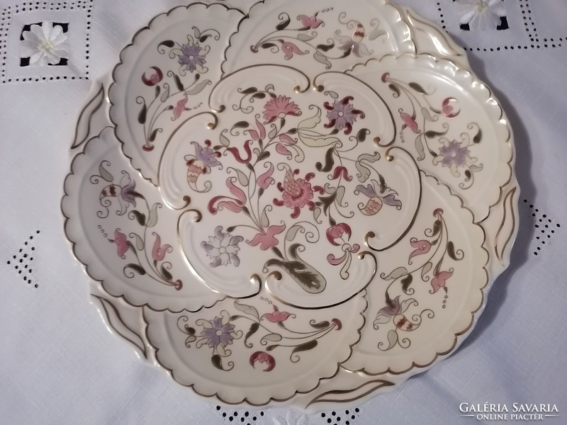 Zsolnay decorative plate
