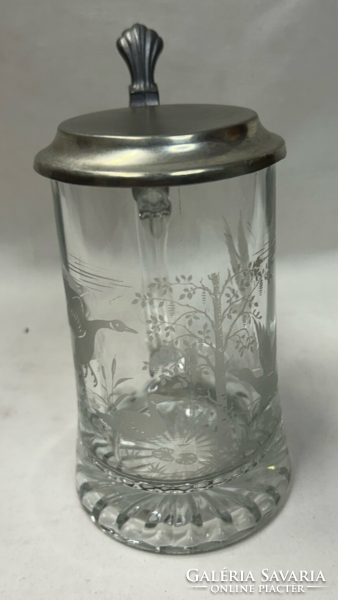 Hunting scene beautifully engraved German beer mug with lid in perfect condition