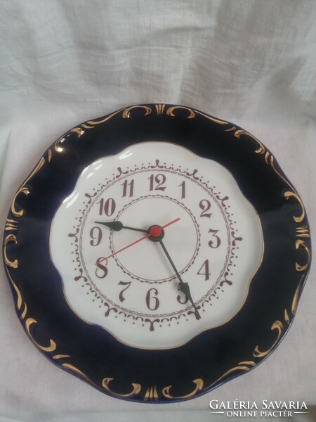 Zsolnay porcelain wall clock with pompadour pattern