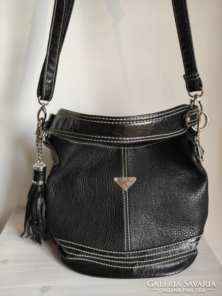 Cool black women's leather shoulder bag