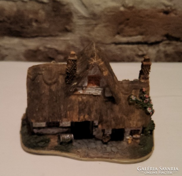 Miniature Country Cottage Lilliput Lane Series