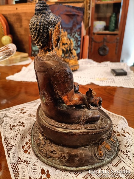 Old bronze Buddha