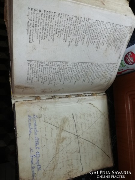 Szent Biblia 1804 Károli Gáspár    képeken látható állapotban van