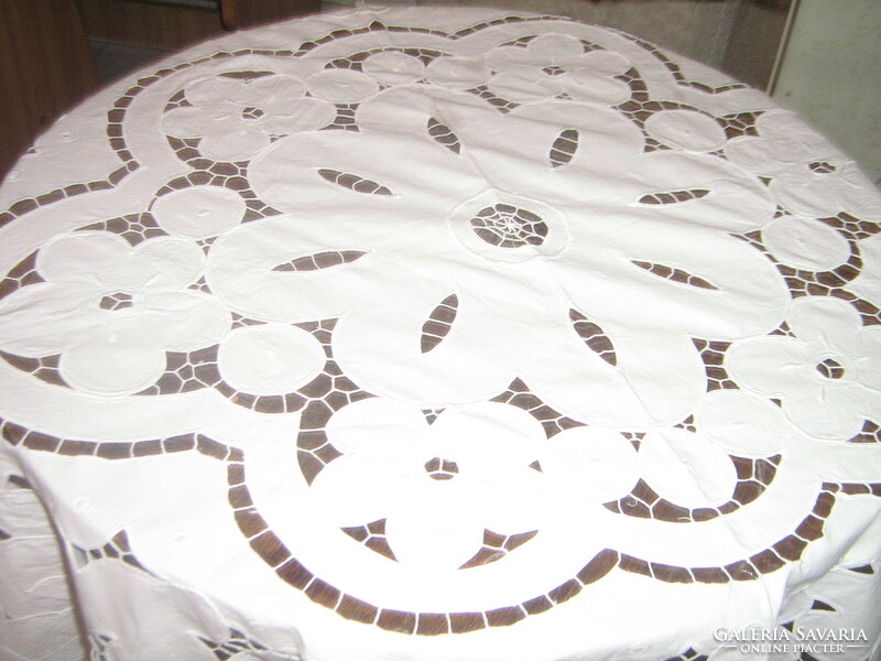 Beautiful white floral rosette stitched lace tablecloth