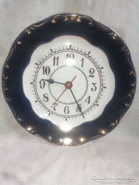 Zsolnay porcelain wall clock with pompadour pattern