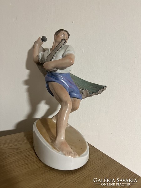 Figure of Aquincum fisherman