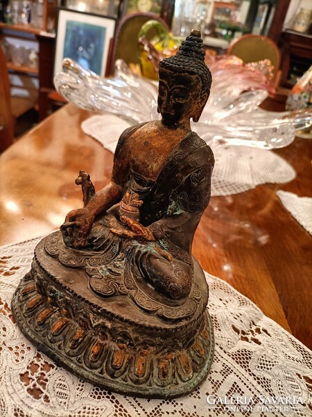 Old bronze Buddha