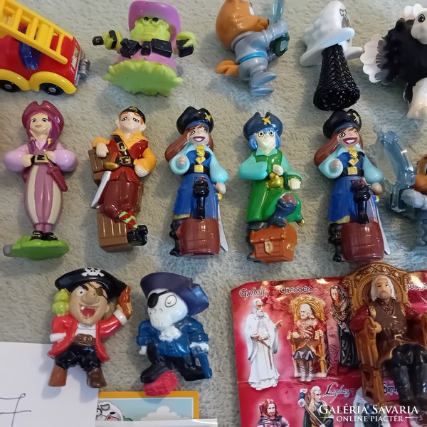 17. Kinder figures fireman babies, pirates, 24 pcs /+ 1 pc lord of the rings, cheap