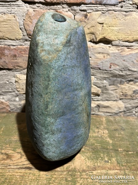 Vase by Ágoston Simó, 26 cm, bid from 1 ft