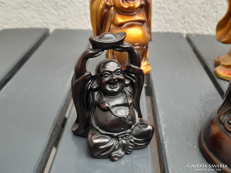 Buddha figures in one