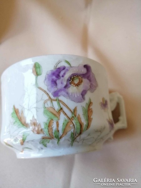 Antik teás csésze lila mákvirág dekorral