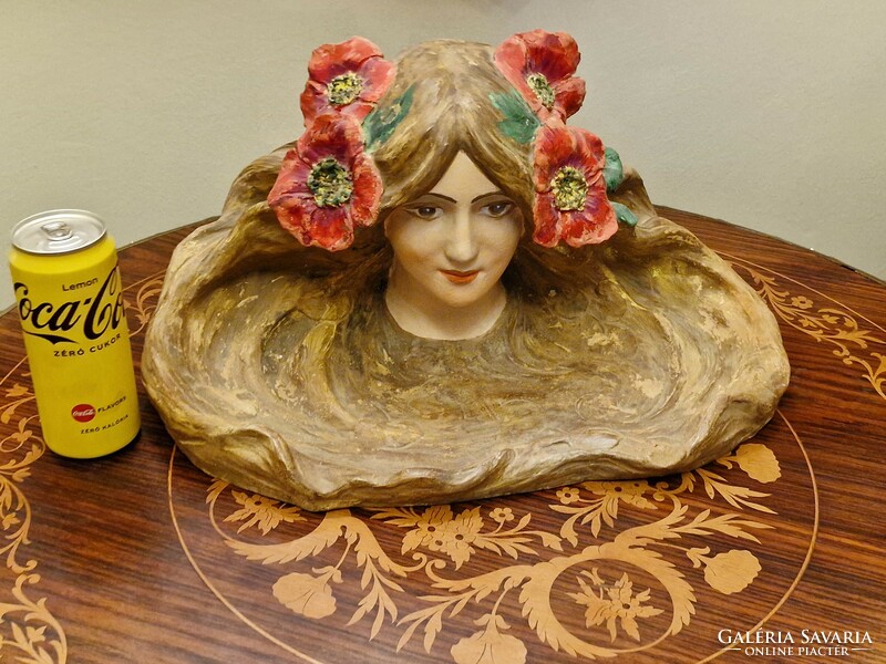 Art Nouveau centerpiece