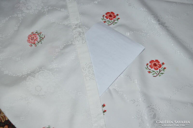 Large damask tablecloth with dried roses