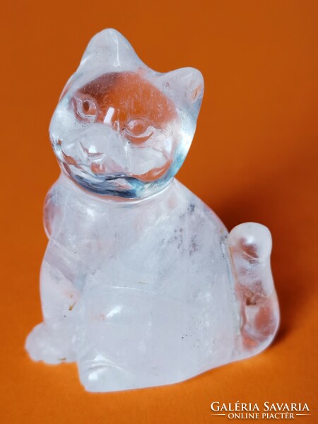 Rock crystal kitten cat figure