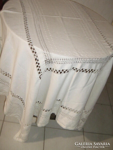 Beautiful elegant buttery yellow embroidered azure tablecloth