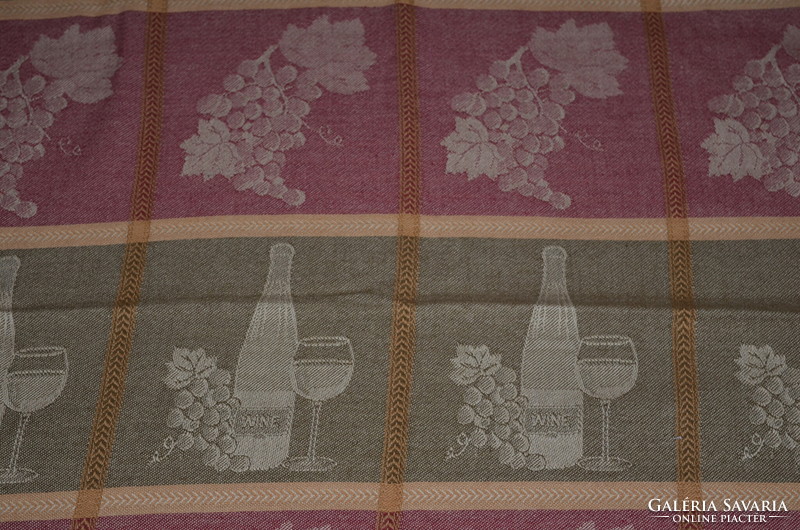 Large size woven patterned tablecloth