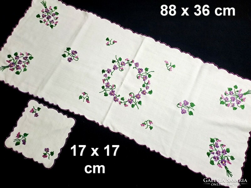 3 db Ibolya virág mintával hímzett terítő, futó, méret a képeken
