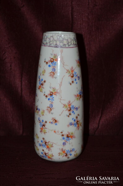 Wonderfully beautiful drasche vase