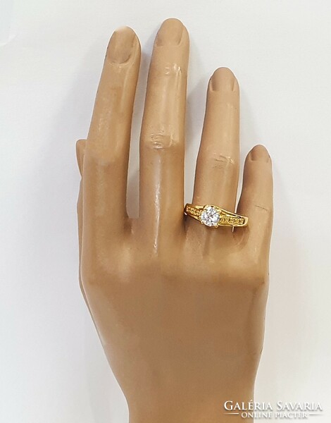 14K gold-plated crystal ring