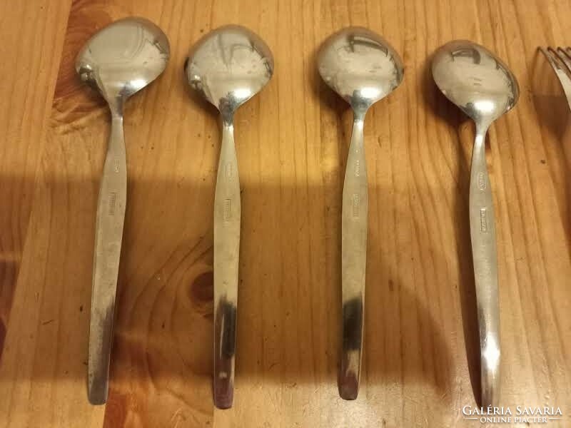 Stainless spoon 4 pcs fork 4 pcs smooth