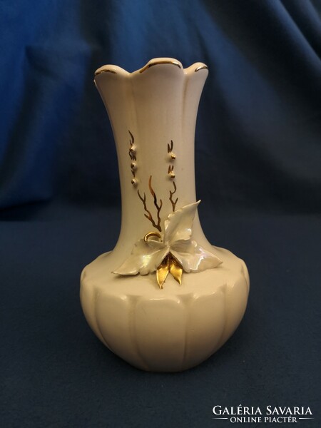 Porcelán Váza, fehér 19cm