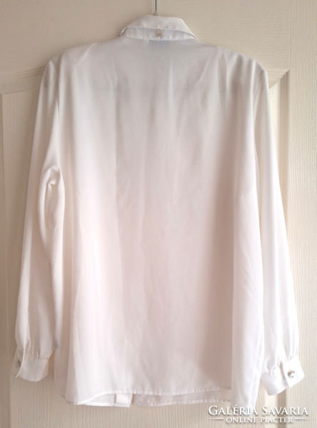 Biaggini snow white blouse size 44