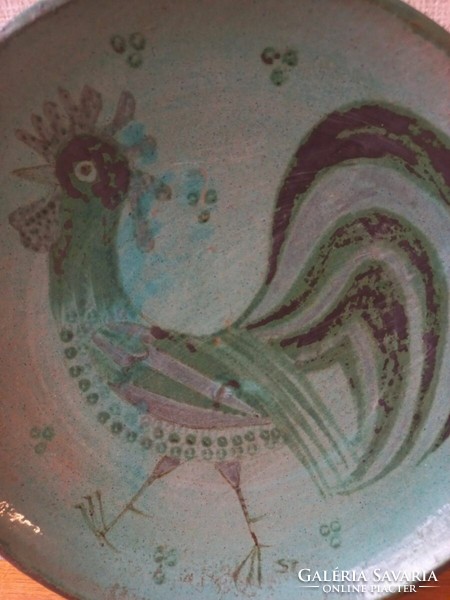 Retro Hungarian ceramics. It was fed by pins. Rooster