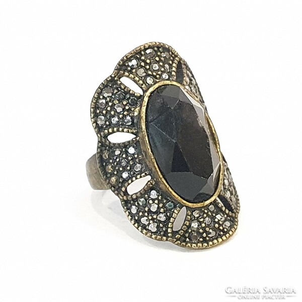 Vintage fekete kristály Gyűrű markazit berakásokkal