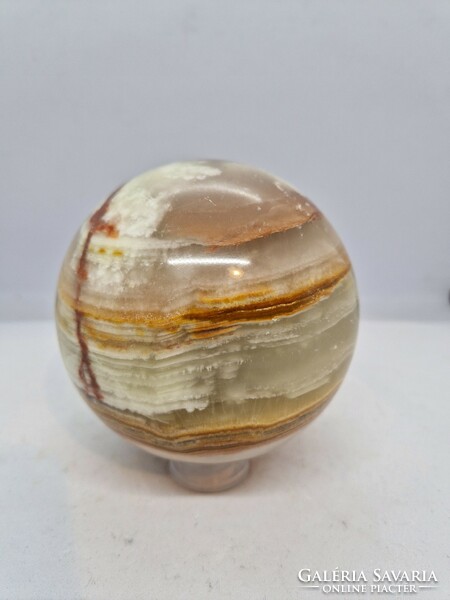 Onyx marble large mineral sphere 10 cm in diameter