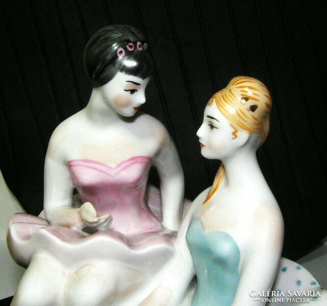 Resting ballerinas - i.O. Pair of Kiev porcelain figurines