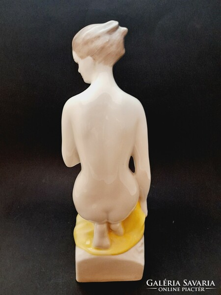 Ravenclaw porcelain female nude, 30 cm