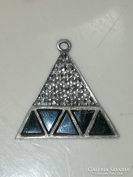 Antique silver onyx pendant triangular shape