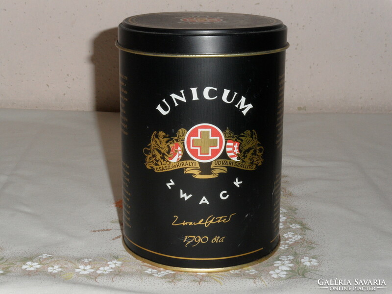 Unicum metal gift box