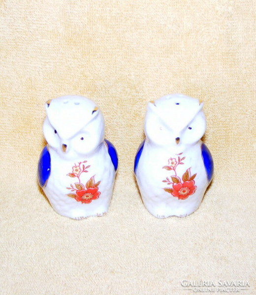 Porcelain owl salt and pepper shaker figure