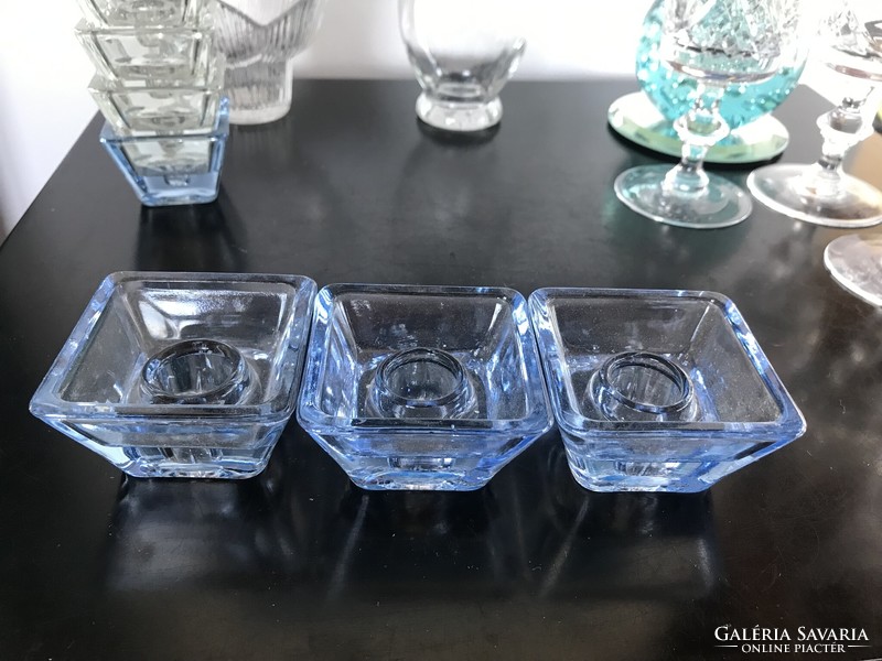 3 pale blue cast glass candle holders (20/e2)