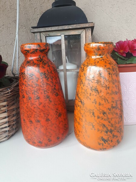 Pond head vases