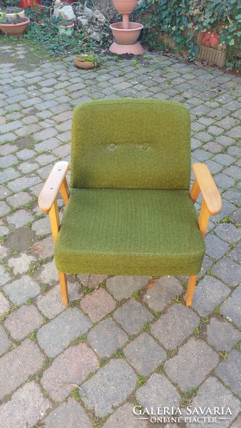 Retro small chair