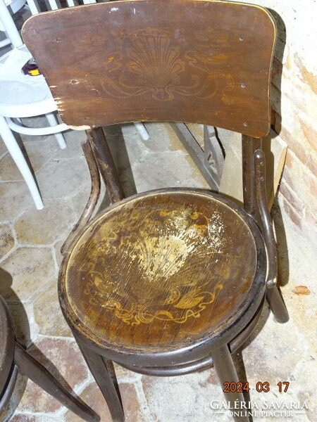 2 pcs. various. Antique thonet-type chair with backrest