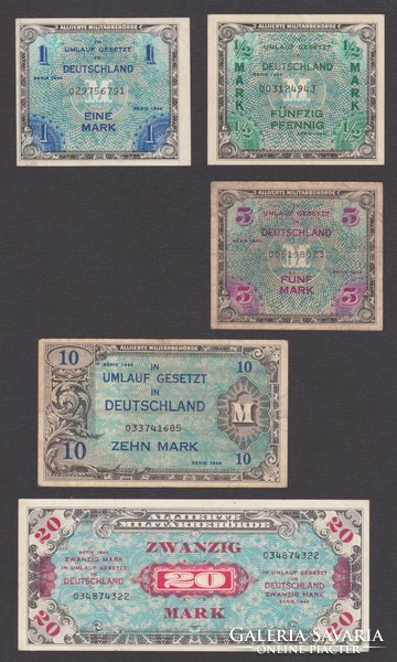 Smaller Brand Collection (1944)