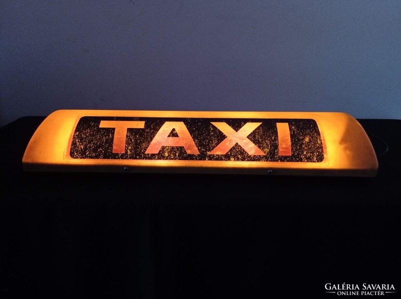 Retro Taxi asztali egyedi design lámpa