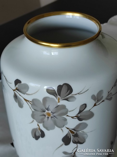 Vintage virágos porcelán váza arany peremmel a PMR Jaeger & Co. Bavaria-tól az 1960-as évekből
