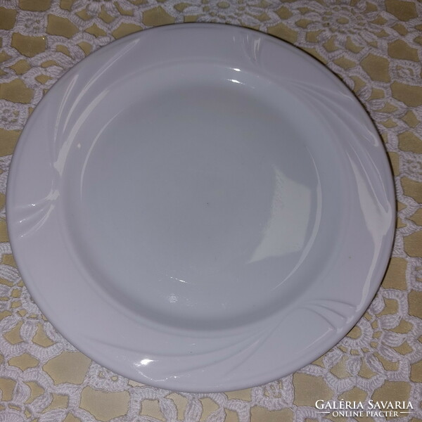 Lubiana fehér porcelán tányérok, 2db