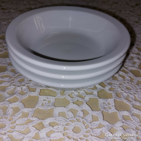 Fehér kompótos, savanyúságos porcelán tányér, tálka jelzés nélküli, 3db