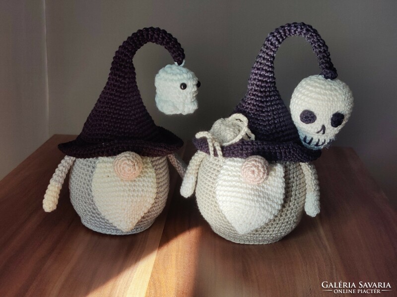 Crochet elf