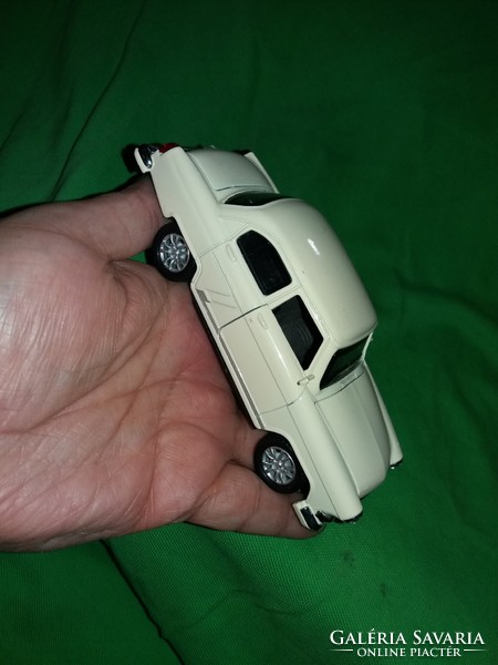 Gaz volga m-21 deluxe metal model car 1:32 everything can be opened in good condition according to the pictures