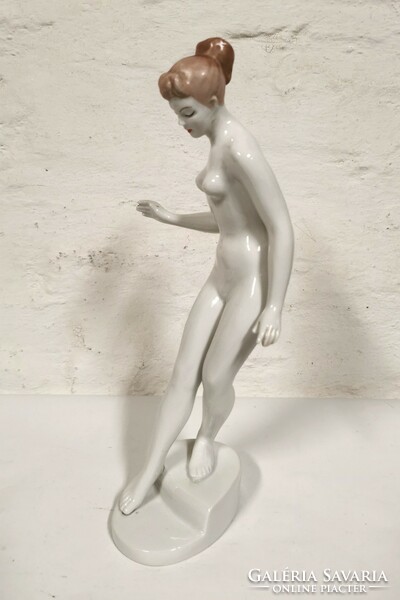 Aurél Káldor, female nude entering water. Aquincum porcelain. Flawless.