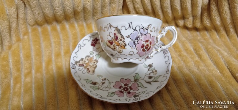 2 Zsolnay butterfly coffee cups, butterfly cups. Showcase.